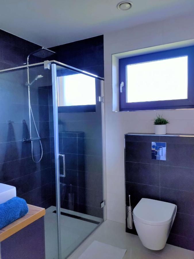 Villa Alex Vel'ka Lomnica Exteriör bild