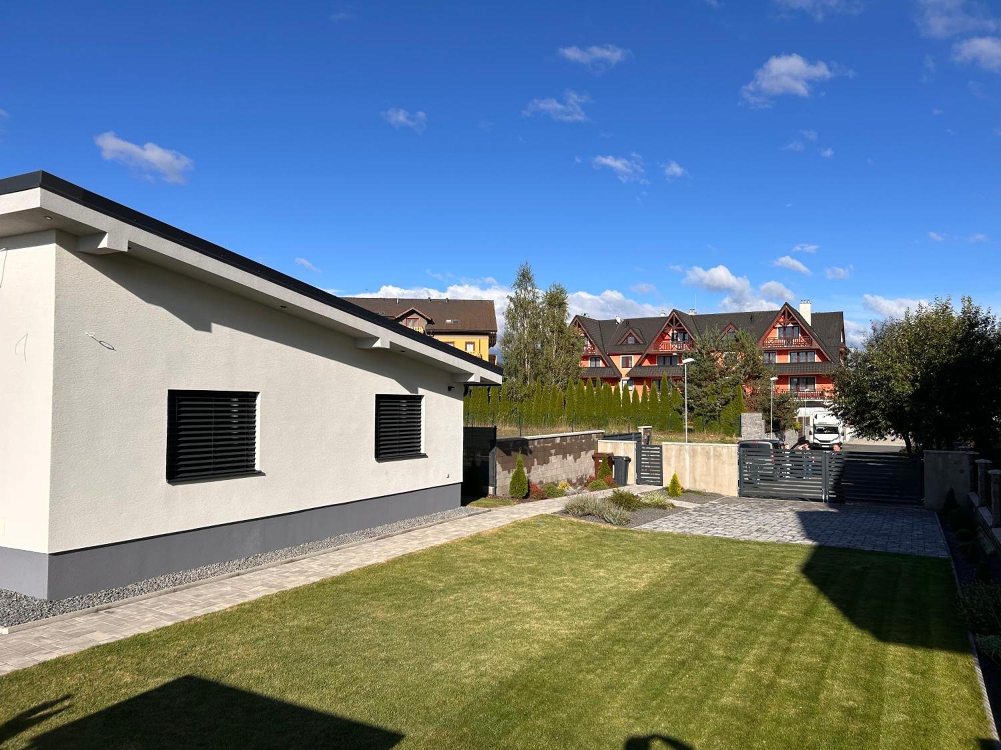 Villa Alex Vel'ka Lomnica Exteriör bild